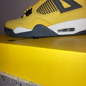 Multiple Jordan sneakers all brand new with boxes and all authentic!!!